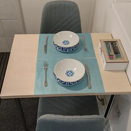 Mona Blue Apartment